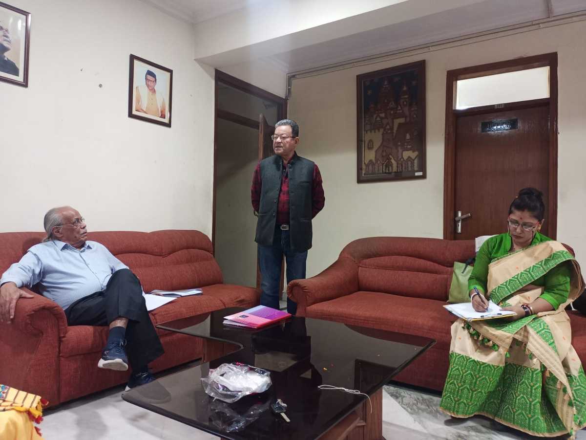 ড০ ভূপেন হাজৰিকাদেৱৰ পুণ্যতিথি উপলক্ষে এখনি স্মৃতিচাৰণ সভাৰ 