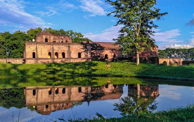 Talatal Ghar, Sivasagar